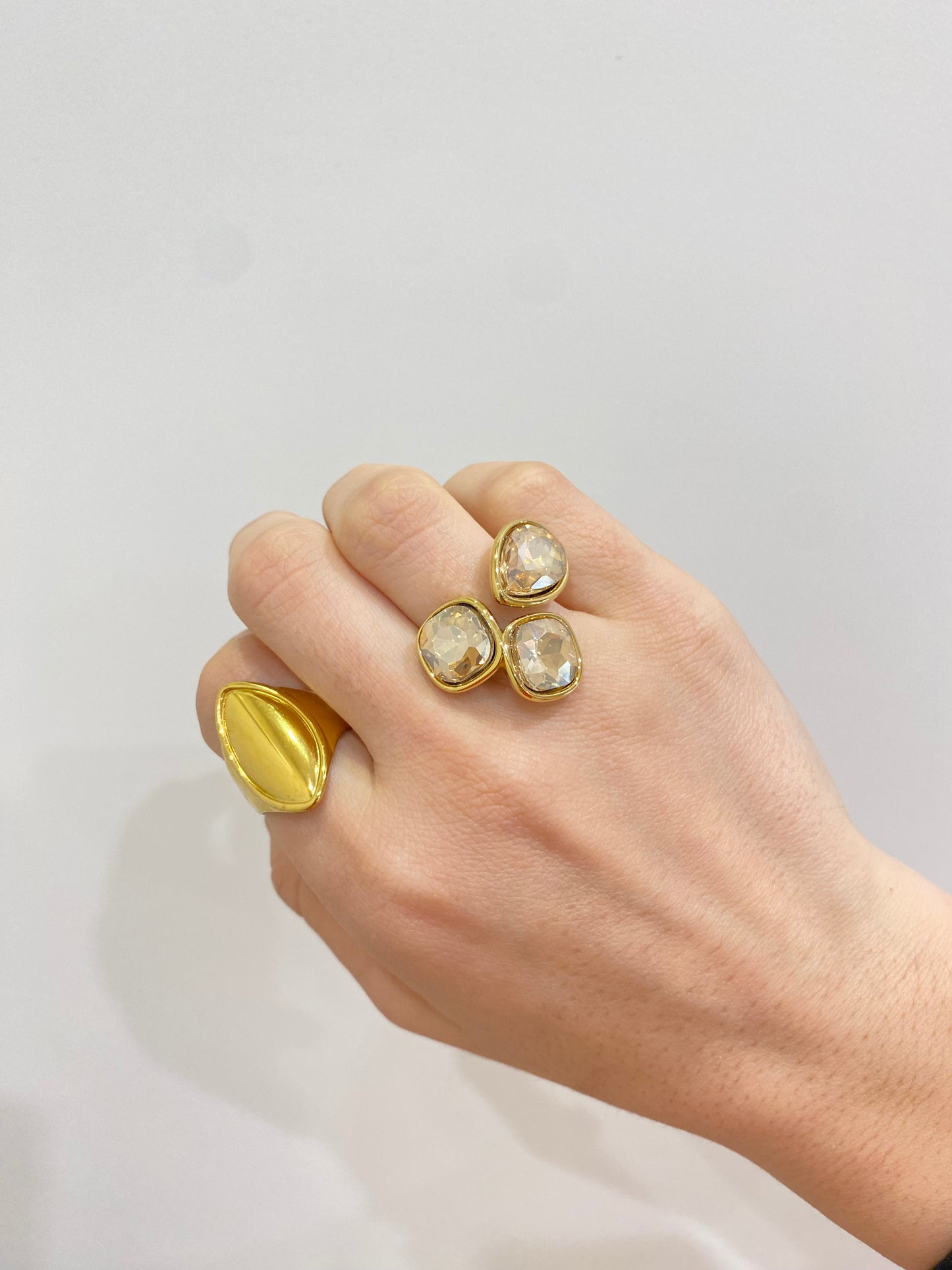 Anello Antonella