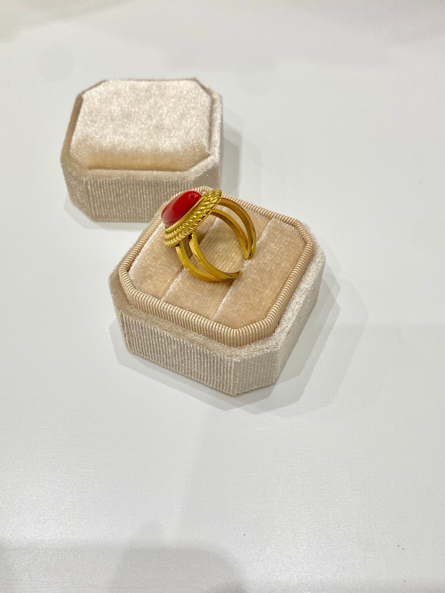 Anello Diana